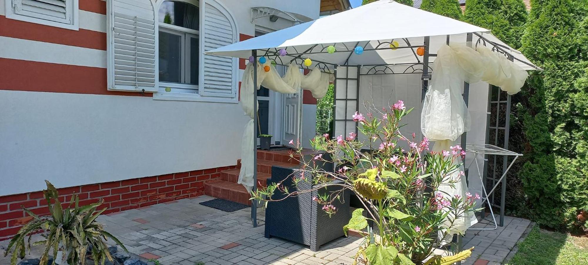 Bella Badacsony Apartmanhaz Daire Badacsonytomaj Dış mekan fotoğraf