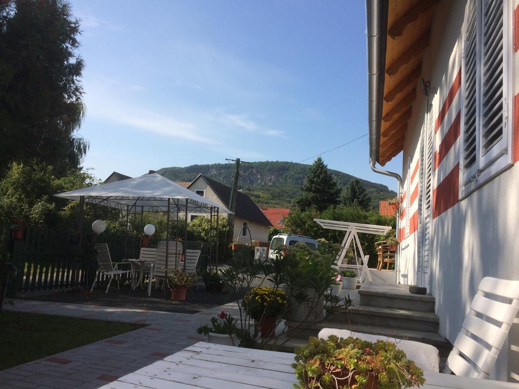 Bella Badacsony Apartmanhaz Daire Badacsonytomaj Dış mekan fotoğraf